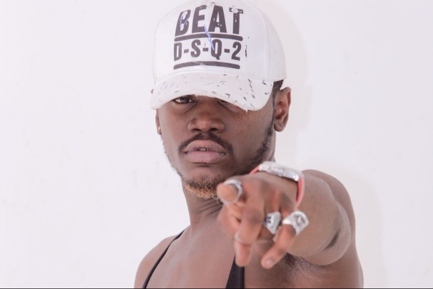 ARIEL SHENEY MET EN GARDE